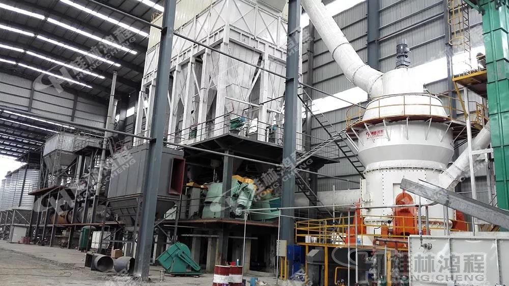 立磨廠(chǎng)家桂林鴻程HLM立式磨粉機(jī)