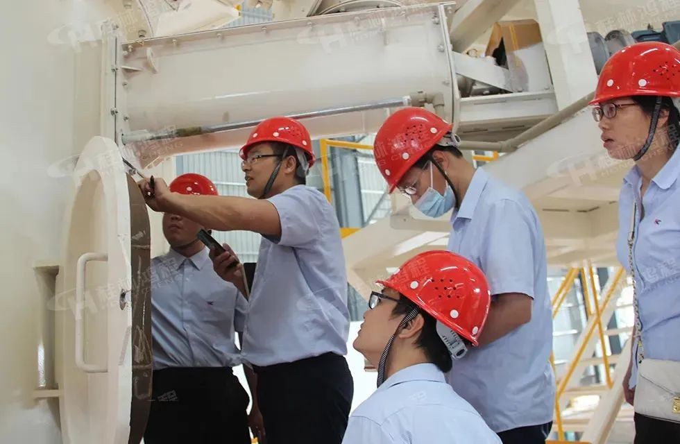 再創輝煌!桂林鴻程礦山設備磨粉機2022銷售大會圓滿召開 再創輝煌!桂林鴻程礦山設備磨粉機2022銷售大會圓滿召開